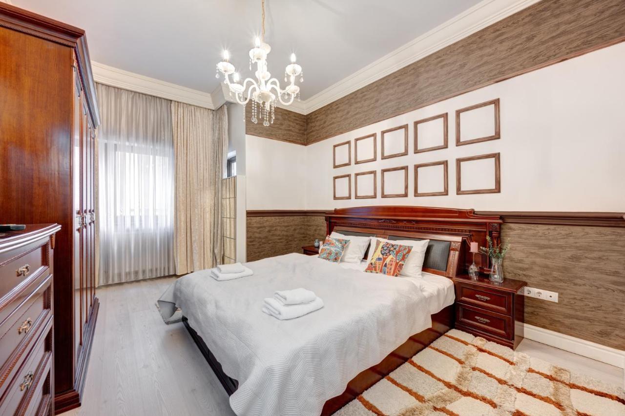 부쿠레슈티 Beautiful 2Bedflatcismigiu 아파트 외부 사진